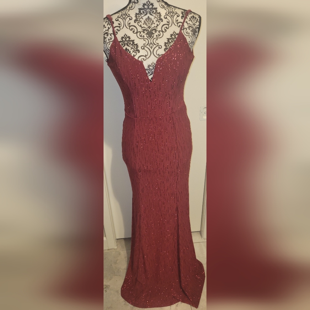 City Triangles Formal Prom Homecoming Sparkle Dress Gown Sz Small Red